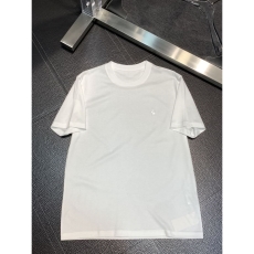 Unclassified Brand T-Shirts